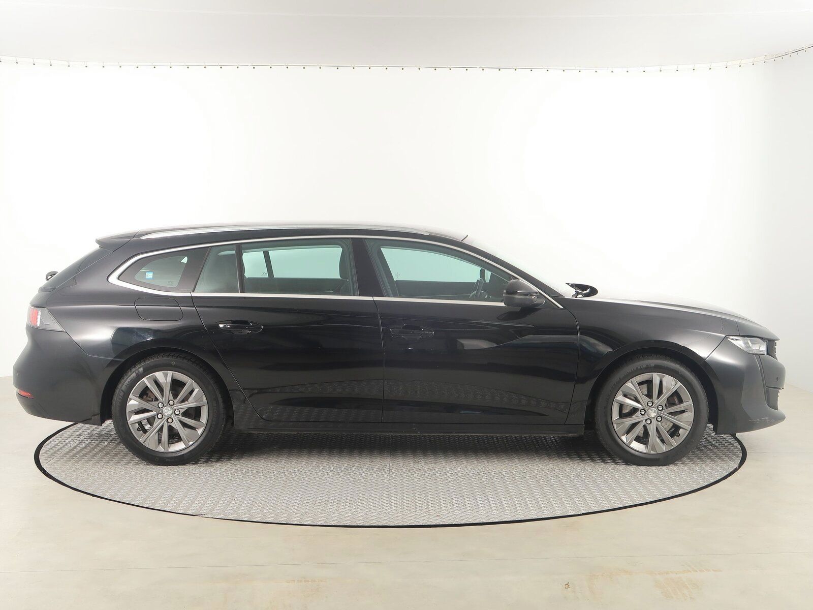 Peugeot 508, 2.0 BlueHDi, Automat, Navi - fotka 6