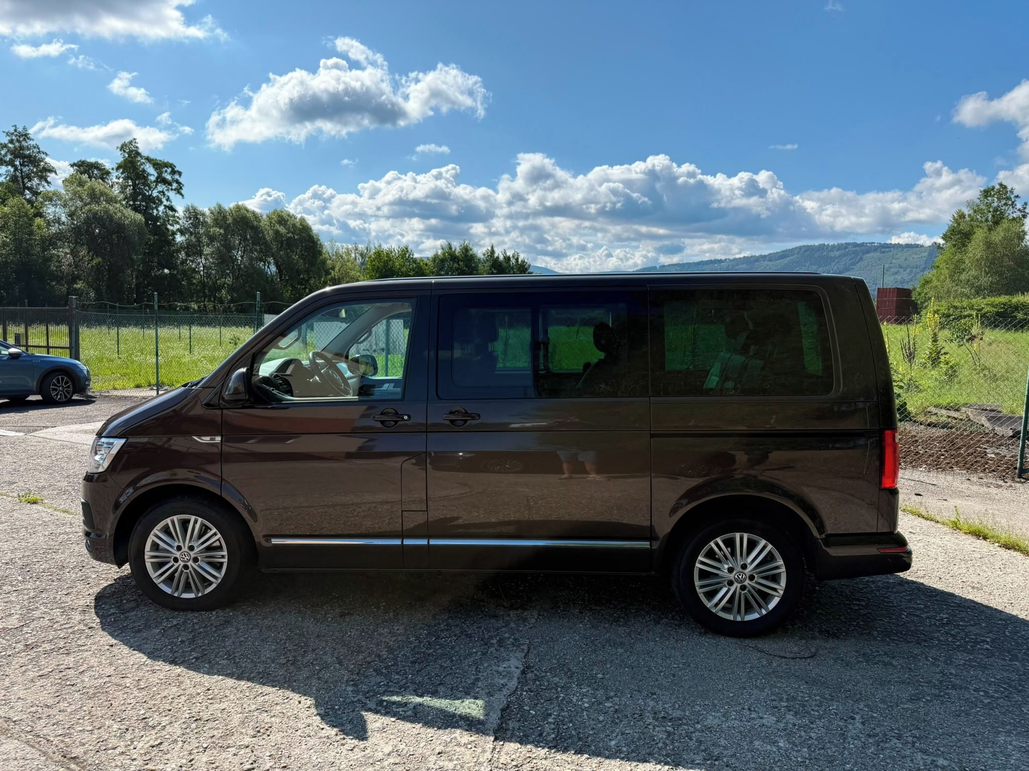 Volkswagen Multivan, HL 2,0 TDI 4MOT DSG EU6 - fotka 4