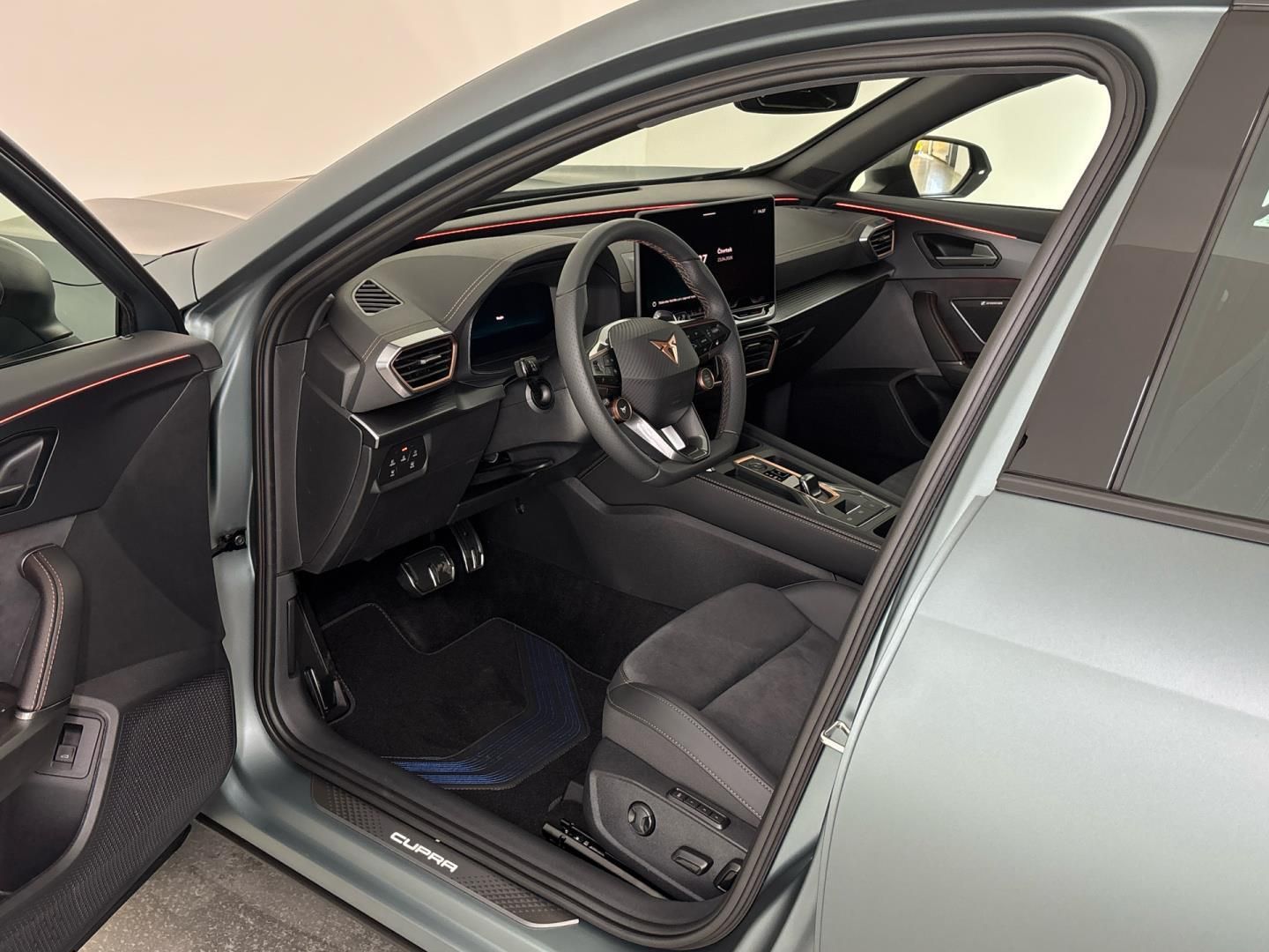Cupra Formentor, 2.5 TSI / 287 kW VZ5 - fotka 6