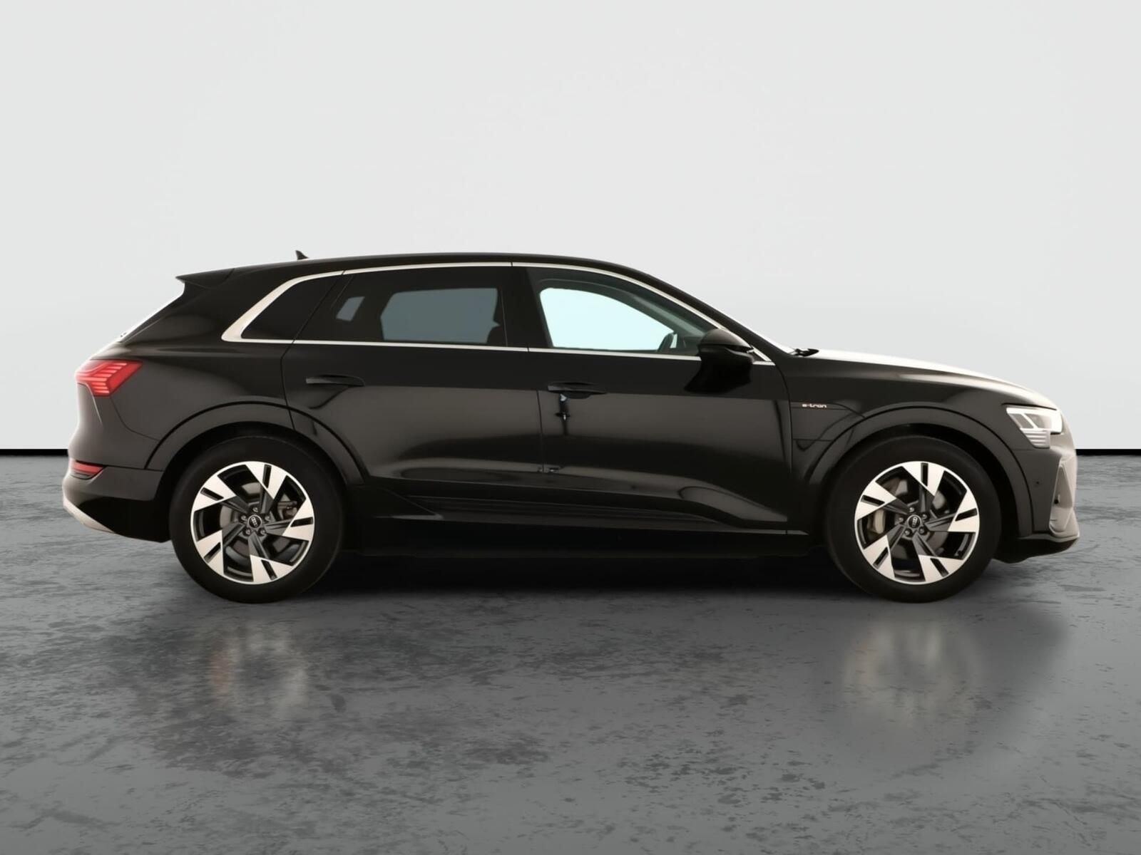 Audi e-tron, e-tron 50 quattro, SoH 96% - fotka 6