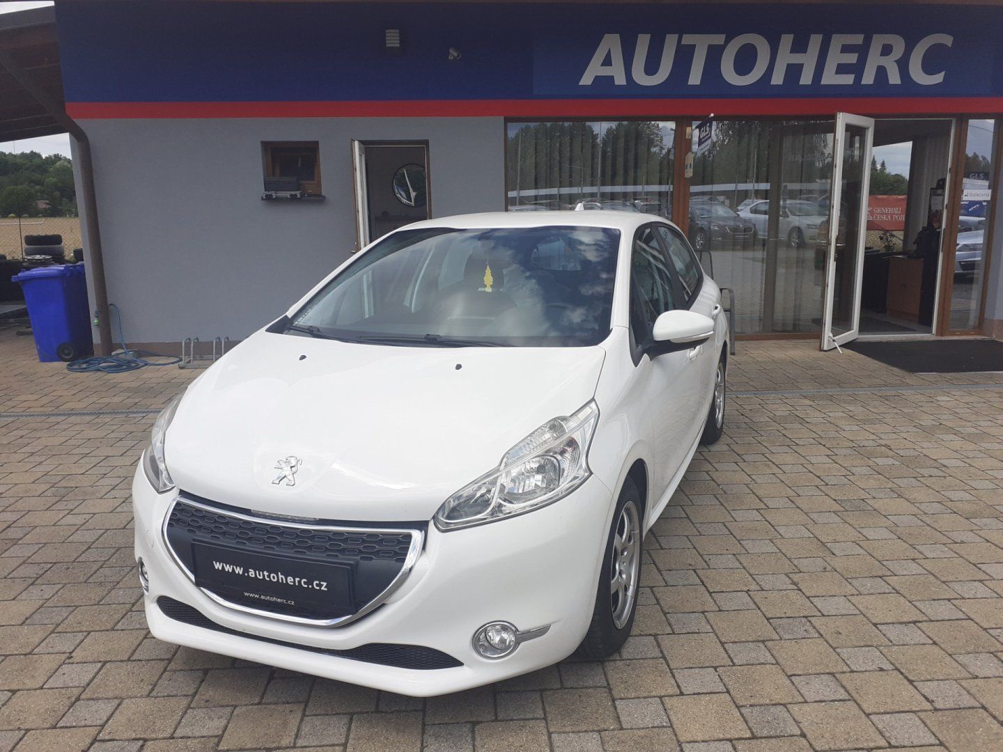 Peugeot 208, 1.0  PT ,AC,TEMP.