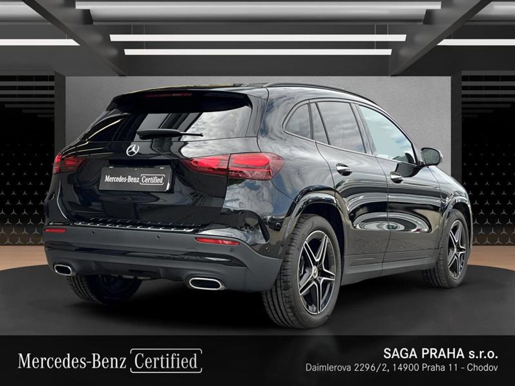 Mercedes-Benz GLA, 200 d AMG Night - fotka 4