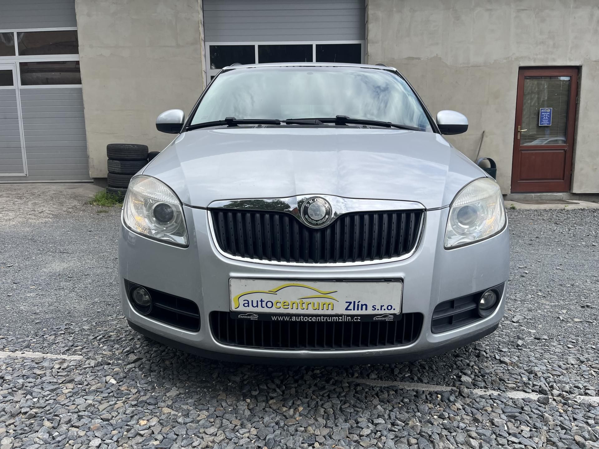 Škoda Fabia, 1,2 i 51 Kw SPORT, ČR!!! - fotka 2