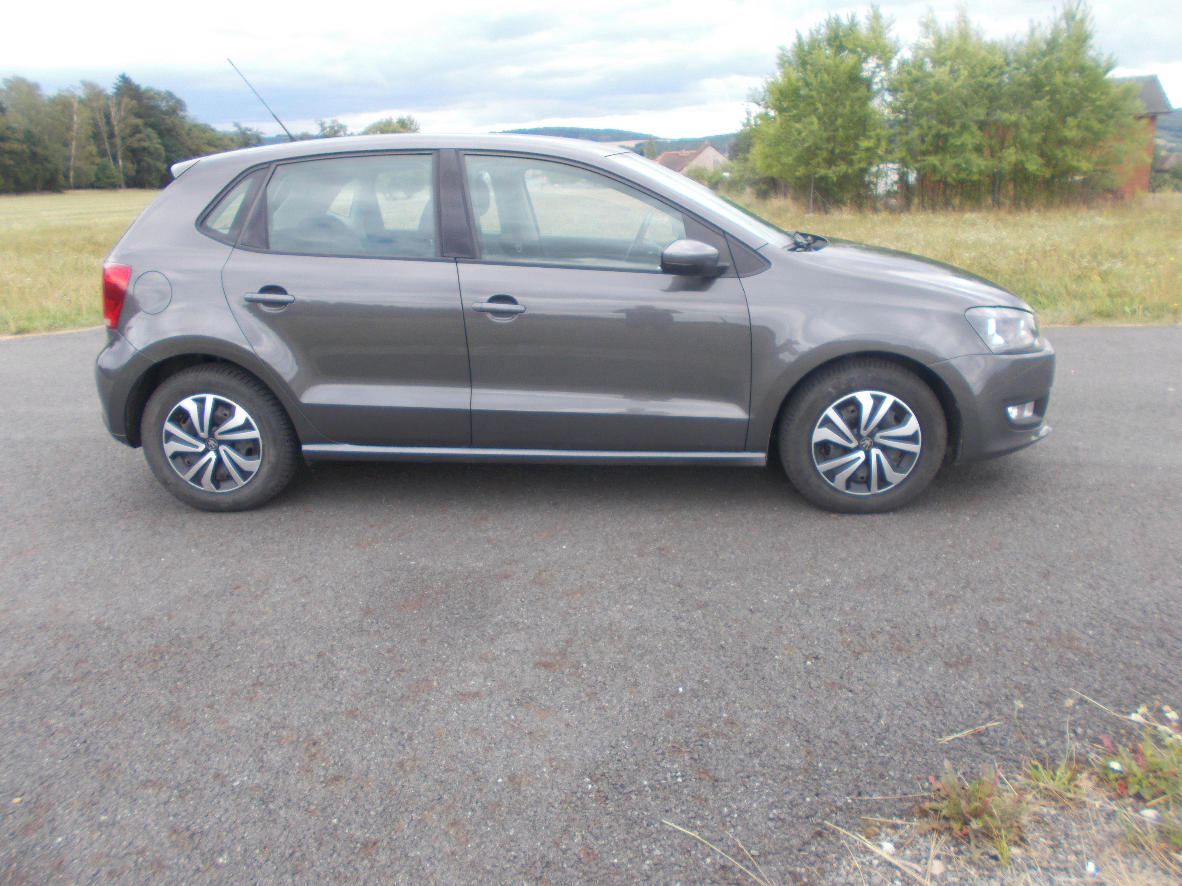 Volkswagen Polo, 1,2 klimatronic ,velmi zachov. - fotka 6