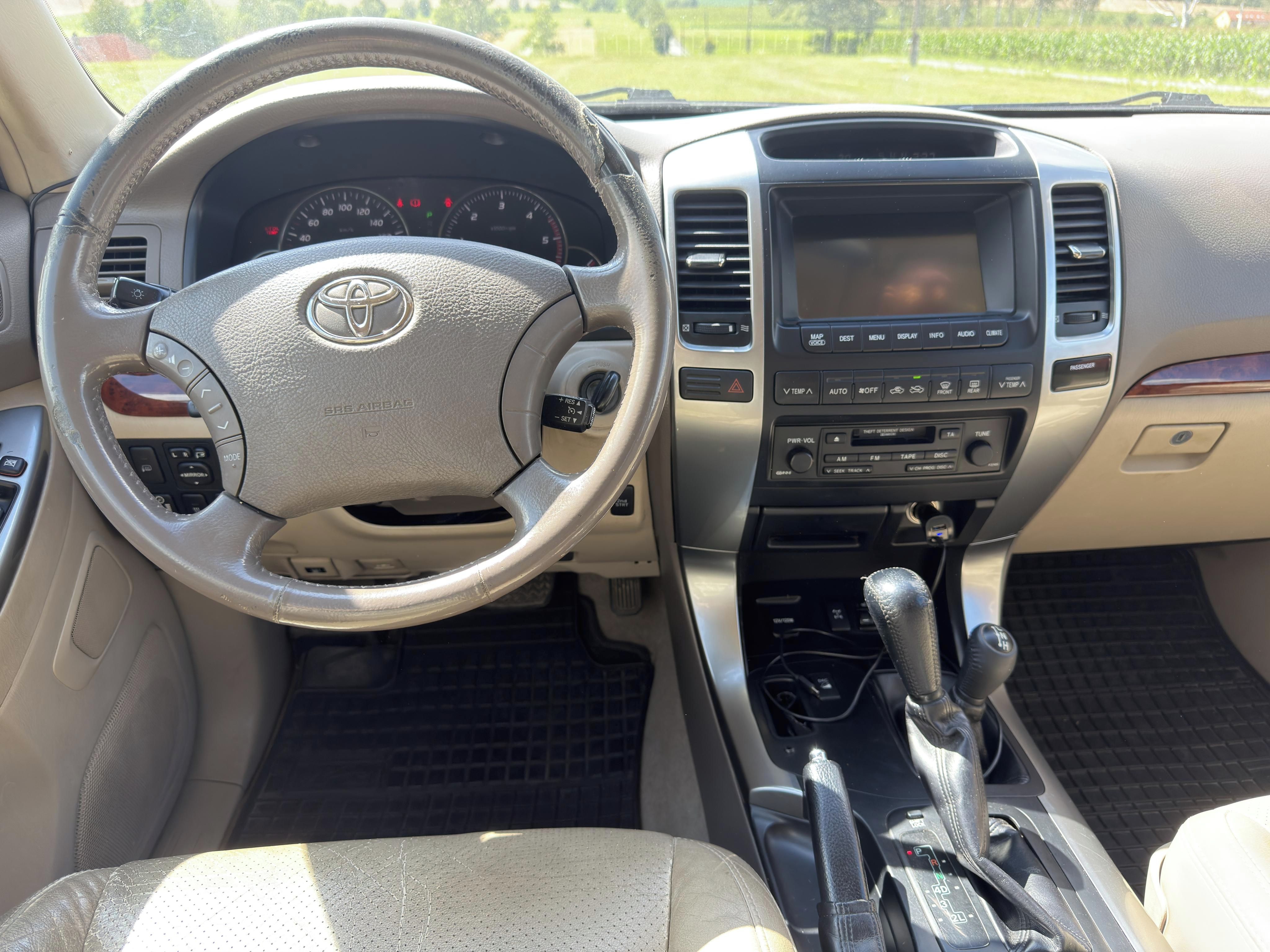 Toyota Land Cruiser, 3.0 D4-D 4x4, 1. maj. ČR - fotka 6