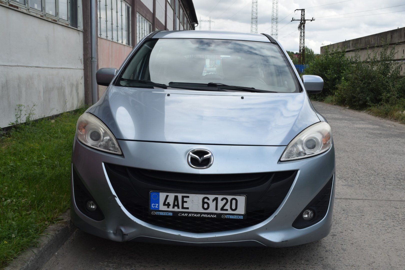 Mazda 5, 7míst, po FL - fotka 2