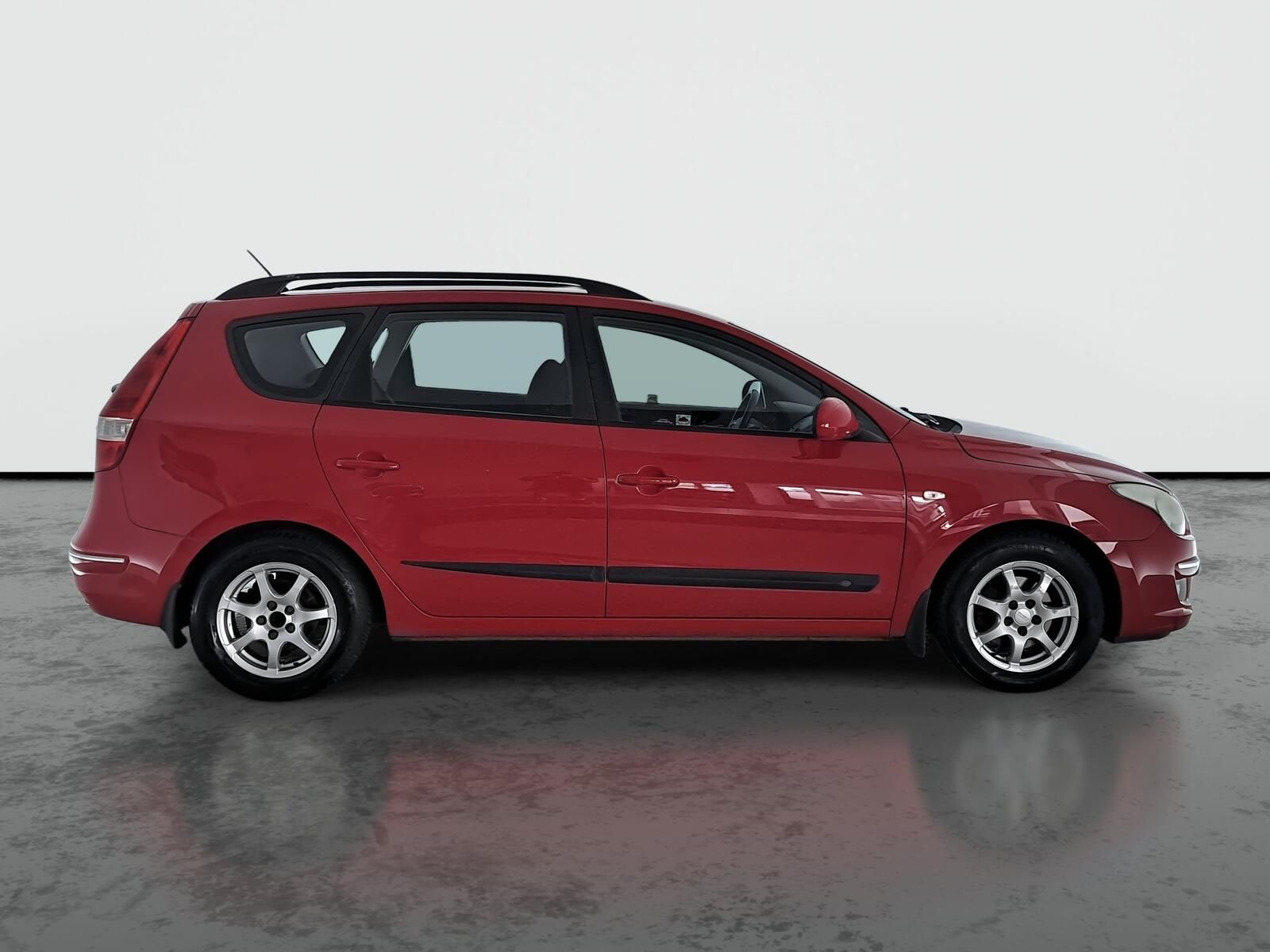 Hyundai i30, 1.6 CRDi, Comfort - fotka 6