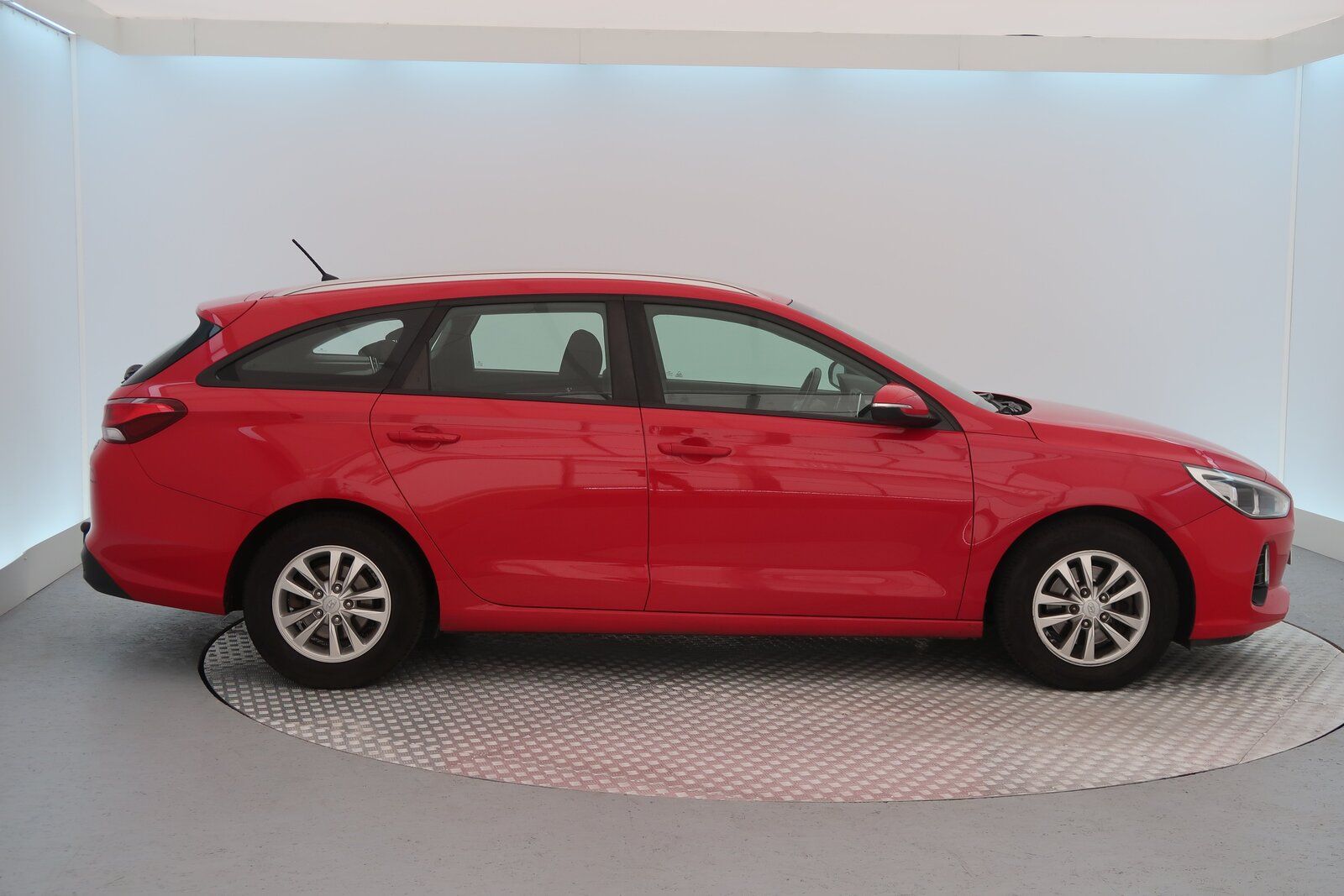 Hyundai i30, 1.0 T-GDI, Serv.kniha, Klima - fotka 6