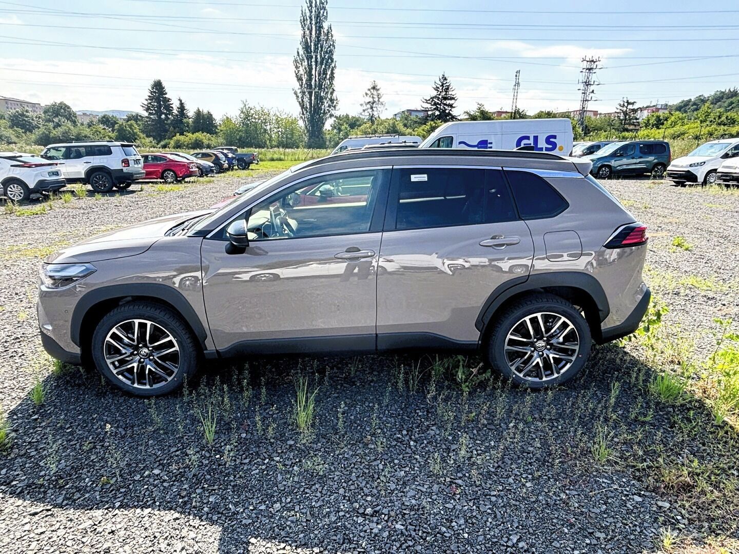 Toyota Corolla Cross, 2,0 Executive Skyview - fotka 4