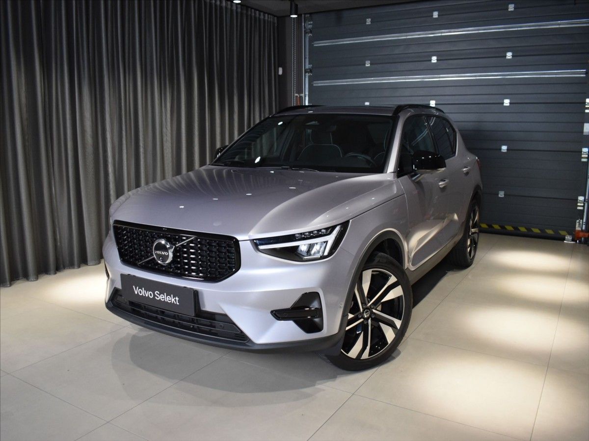 Volvo XC40, 2,0 B4 Ultra Panorama,BLIS