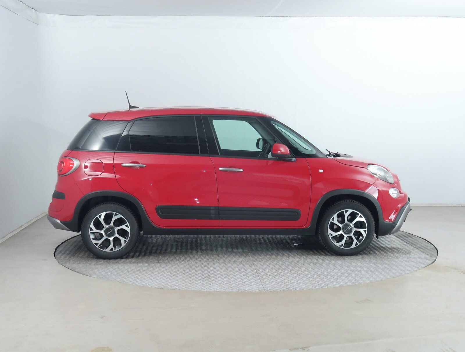 Fiat 500L, 1.4 16V, ČR,1.maj, Serv.kniha - fotka 6