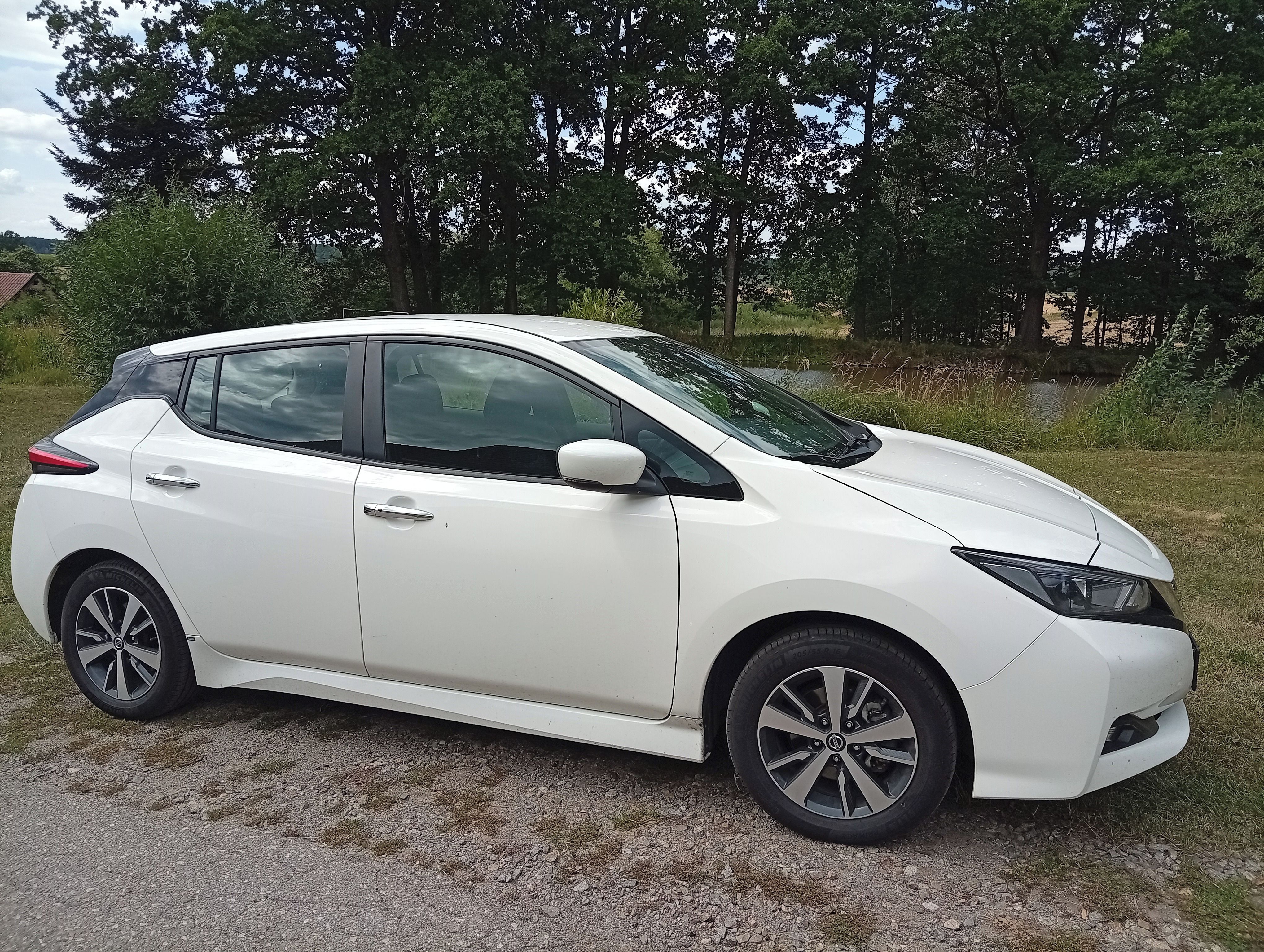 Nissan LEAF - fotka 4