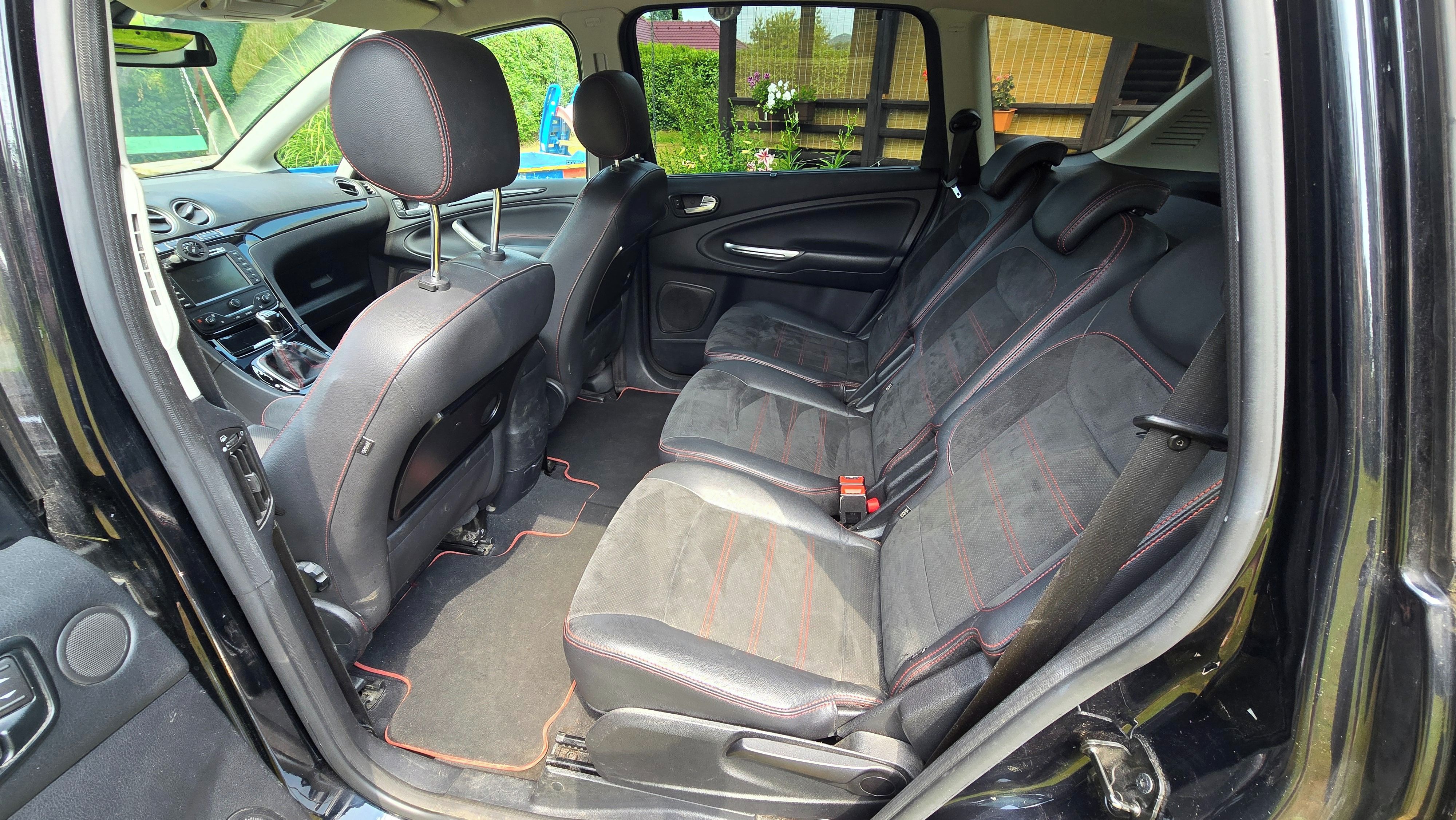 Ford S-MAX, 200 koní - 2 179 cm TD - fotka 6