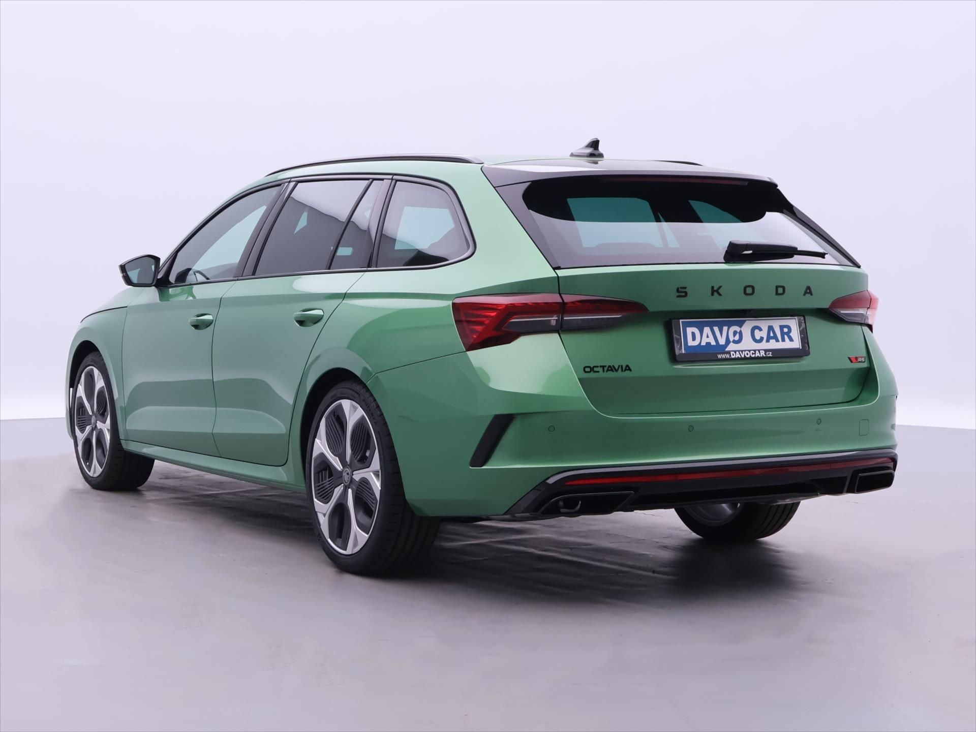 Škoda Octavia, 2,0 TSI DSG RS DPH 1.maj CZ - fotka 5