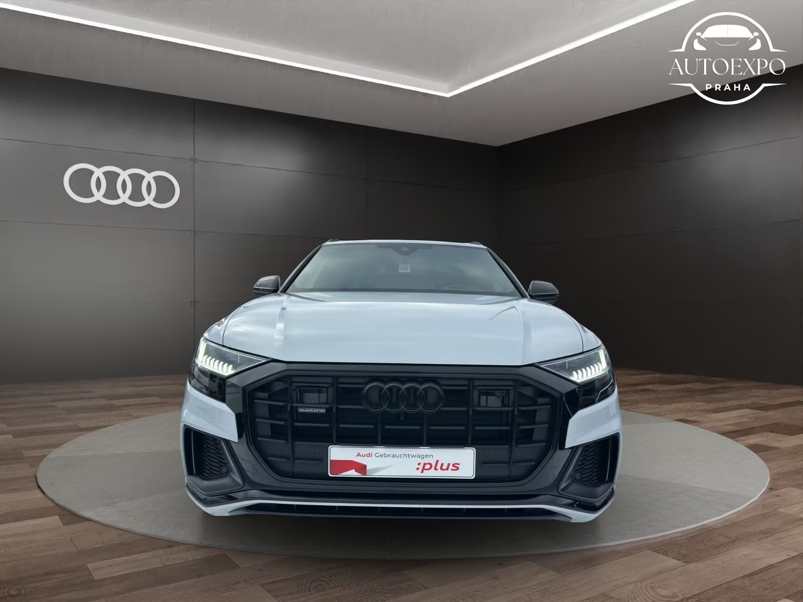 Audi Q8, 50 TDI  S LINE - fotka 3