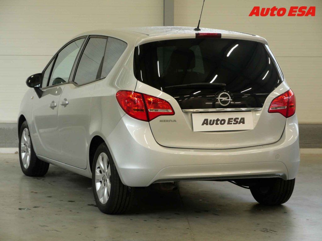 Opel Meriva, 1.4i,2.maj,ČR - fotka 6