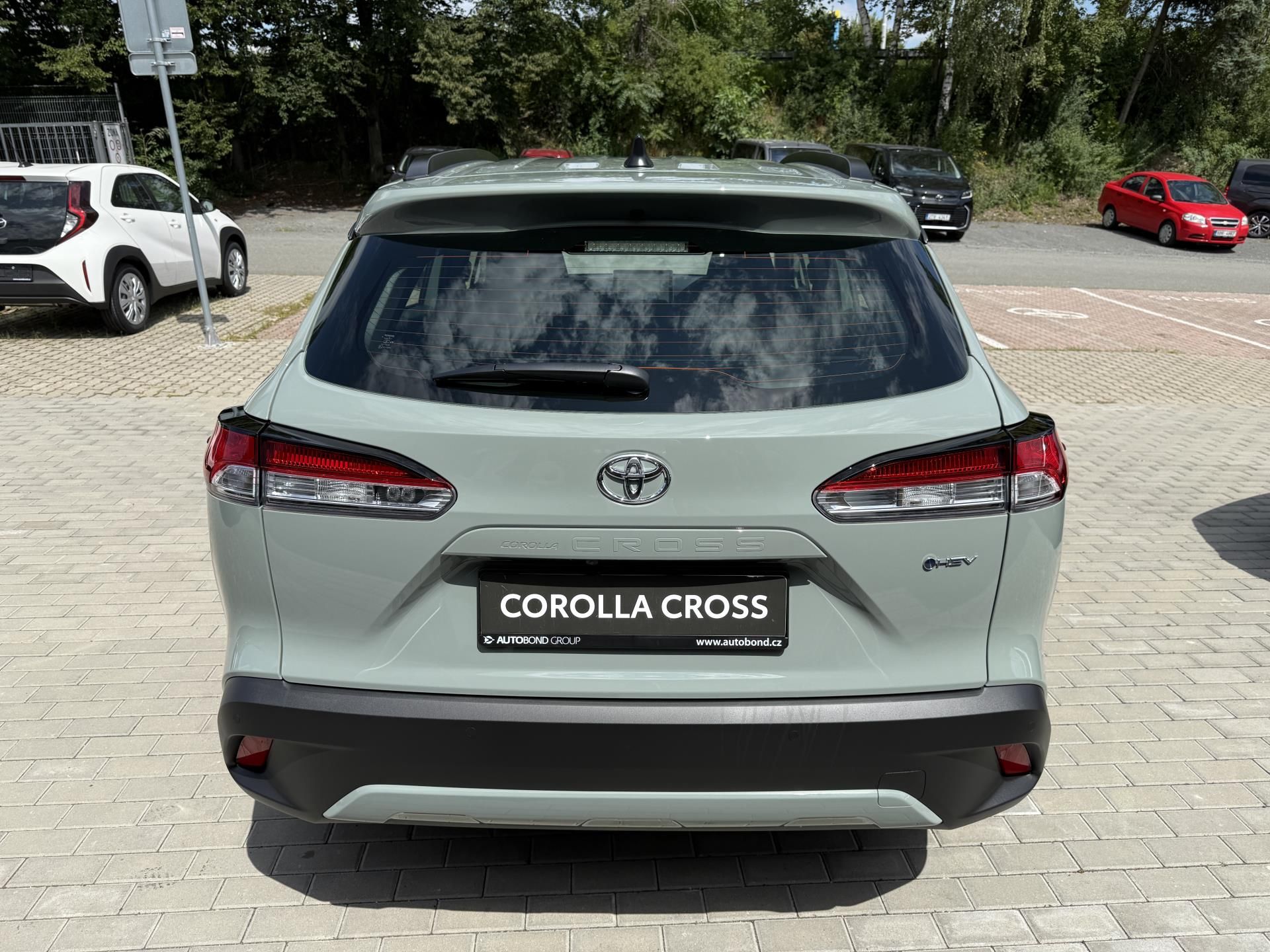 Toyota Corolla Cross, 1.8 HEV Comfort Tech - fotka 5