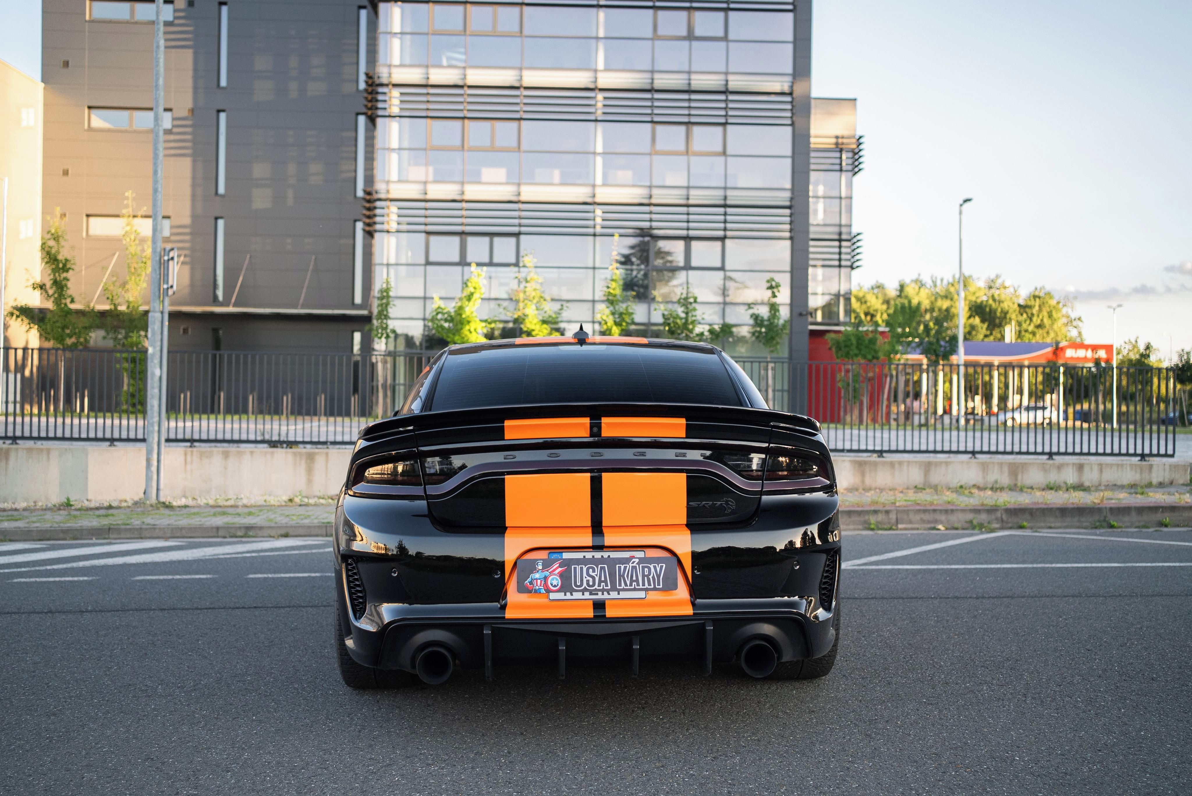 Dodge Charger, 6.2 SRT HELLCAT - EU verze - fotka 4
