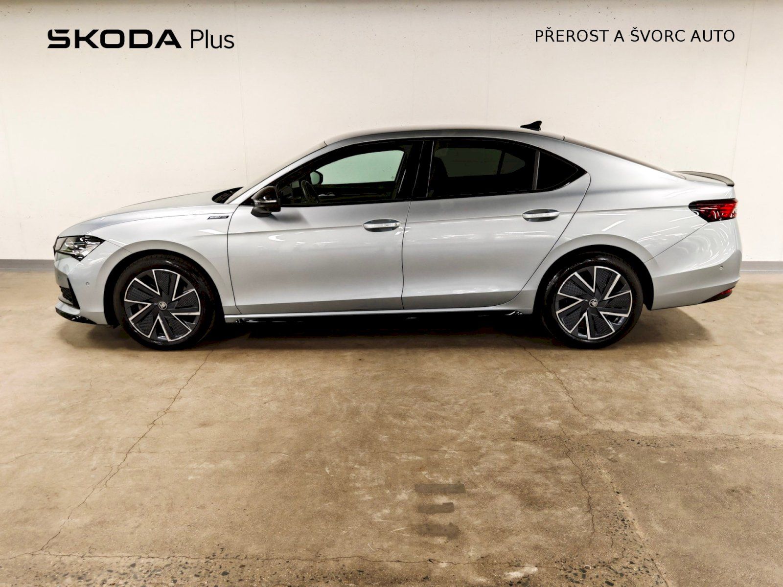 Škoda Superb, 2.0 TDI 142 kW DSG 4x4 Sportli - fotka 3