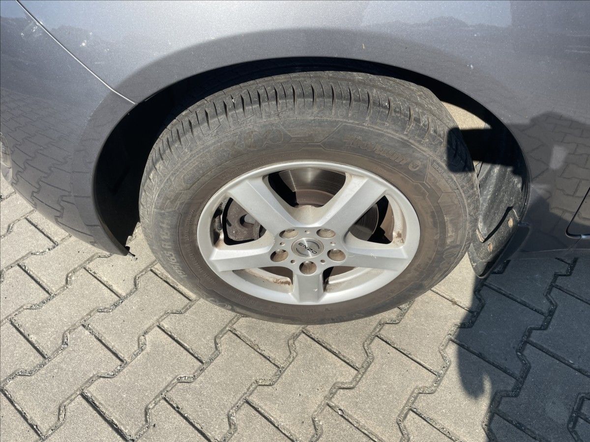 Hyundai ix20, 1,4 CVVT ČR KLIMA OK STK 5/202 - fotka 6