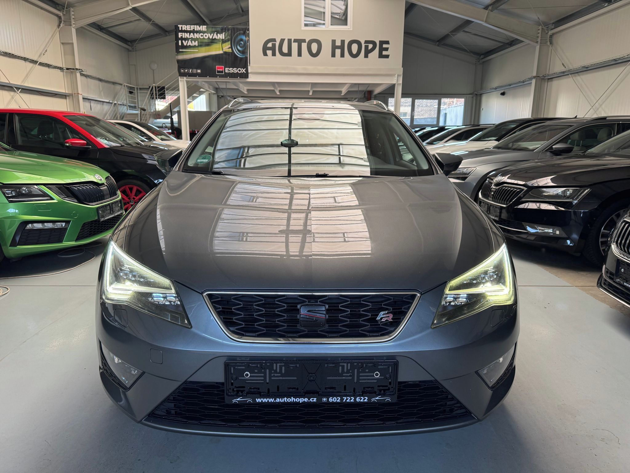 Seat Leon, ST combi 2.0 TDI DSG FR - fotka 2