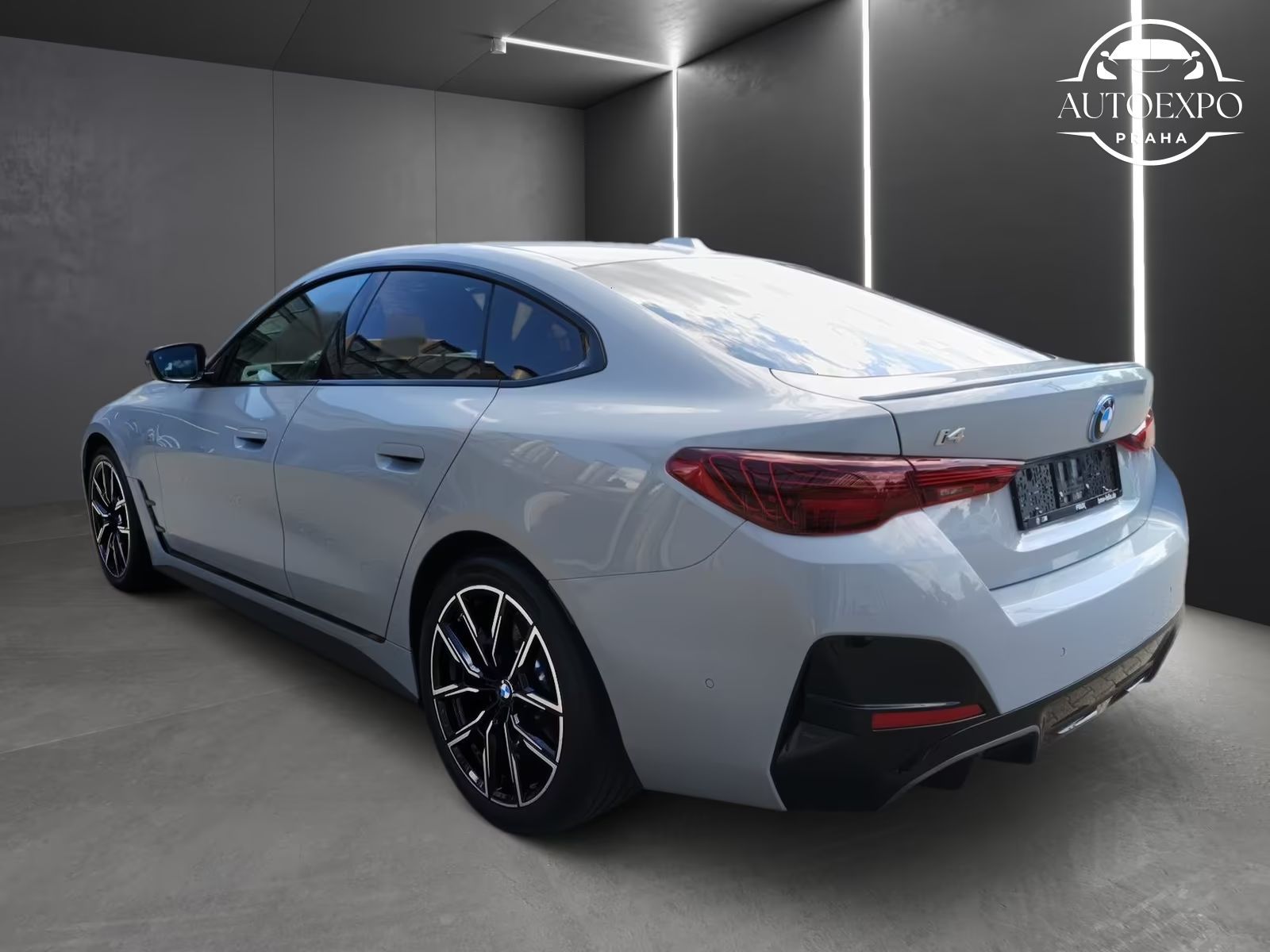 BMW i4, M50 xDrive Gran Coupé+M SPORT - fotka 5