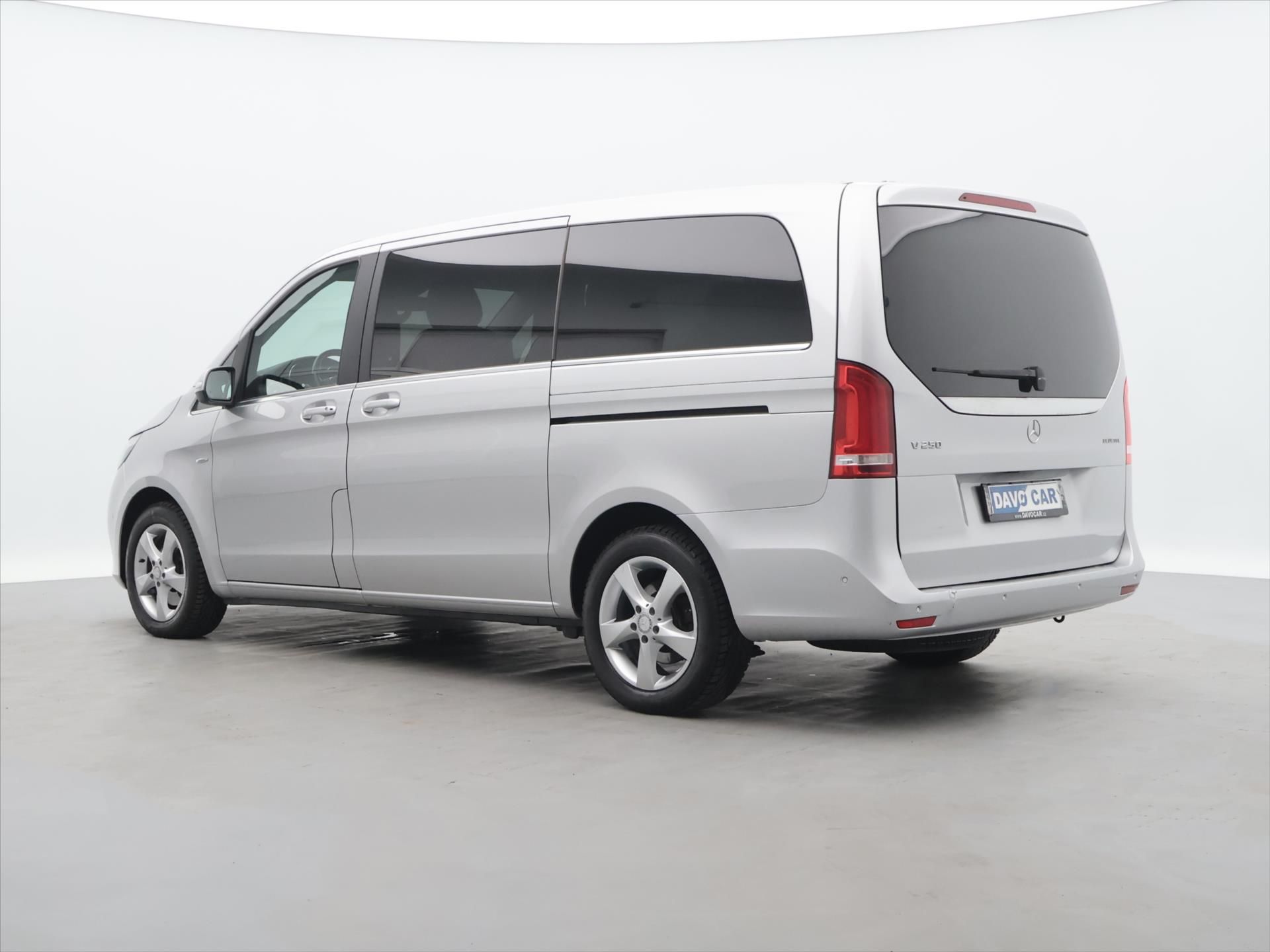 Mercedes-Benz Třídy V, 2,2 250d 140kW L Avantgarde CZ - fotka 5