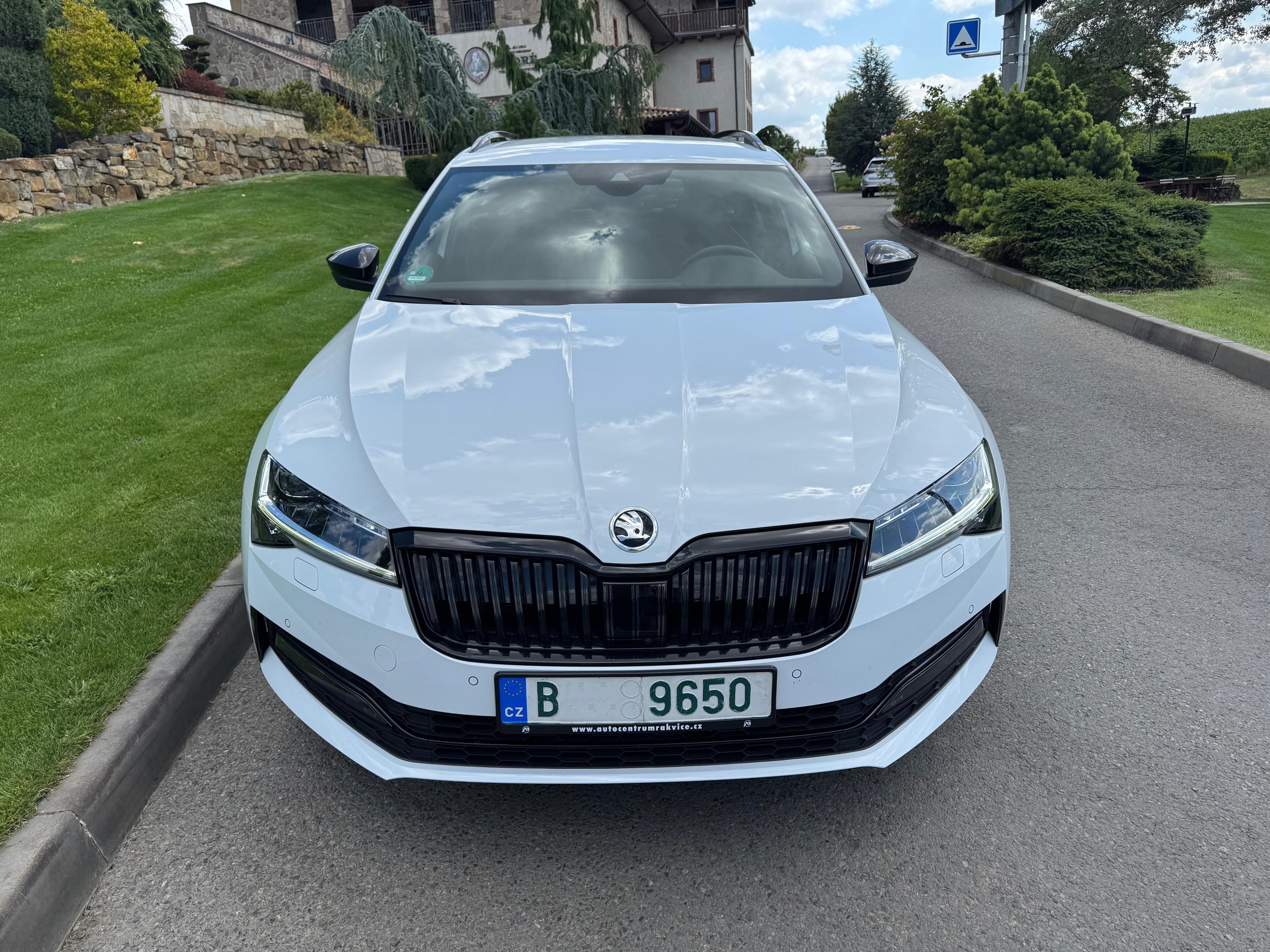 Škoda Superb, 2.0 TDi SPORTLINE 147KW DSG - fotka 3
