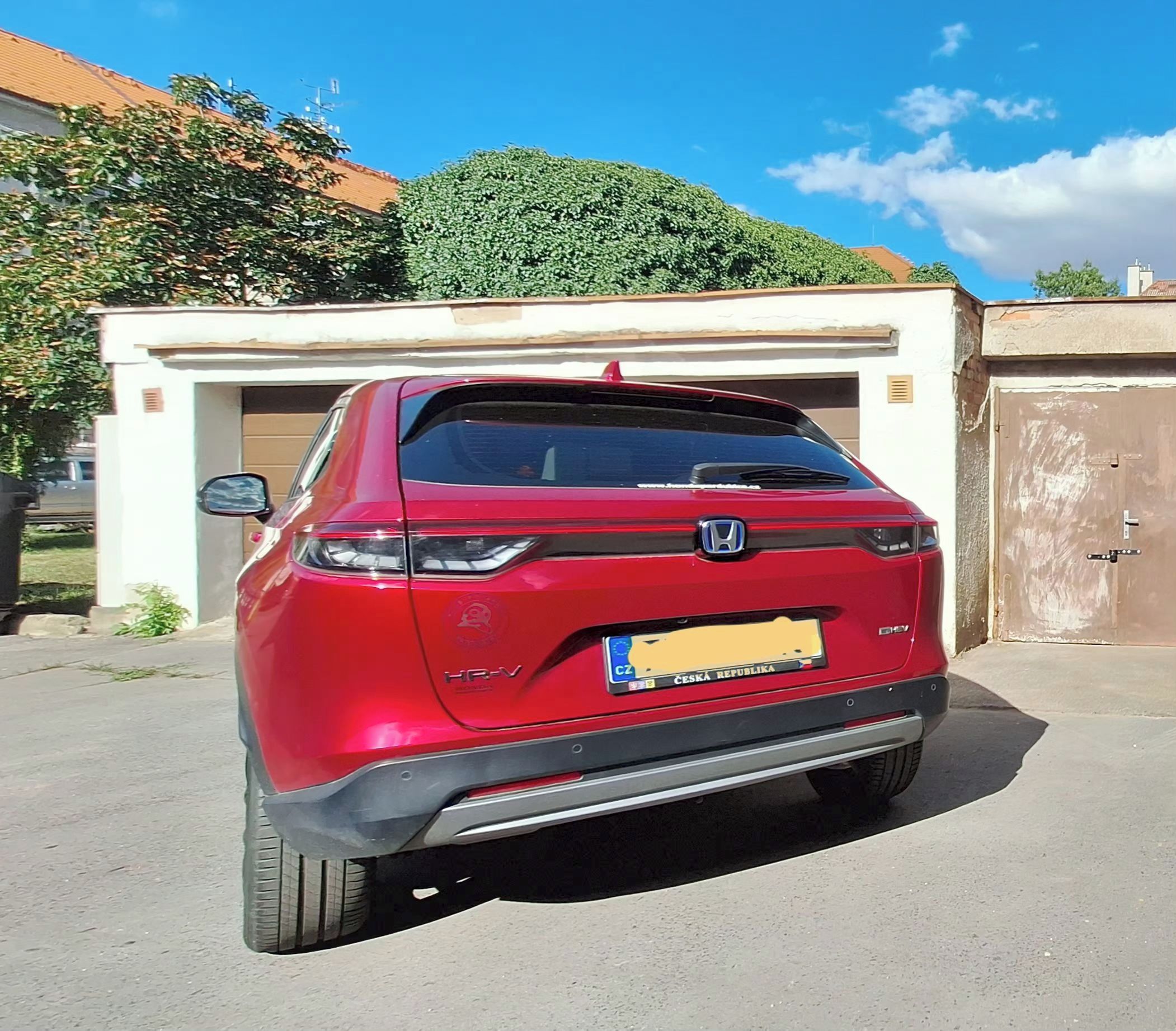 Honda HR-V, 1.5 i-VTEC Elegance (HYBRID) - fotka 3