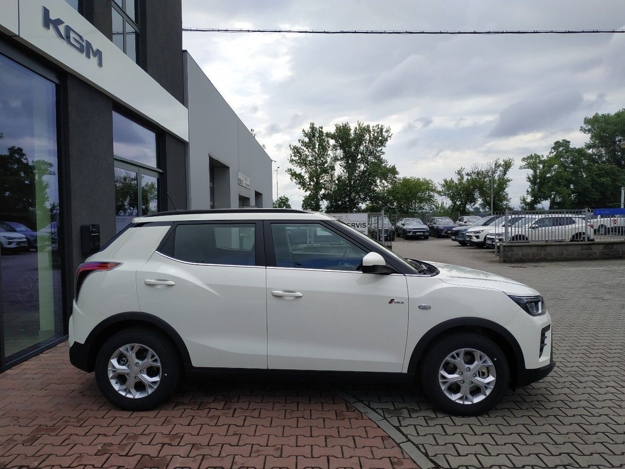 KGM Tivoli, 1.5T Style 2WD,AT SKLADEM - fotka 4