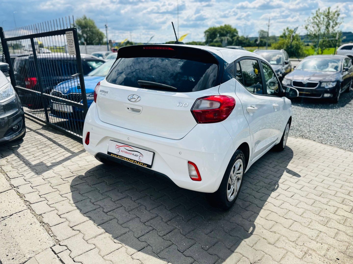 Hyundai i10, 1.0MPi AUTOMAT,COUVACÍ KAMERA - fotka 6