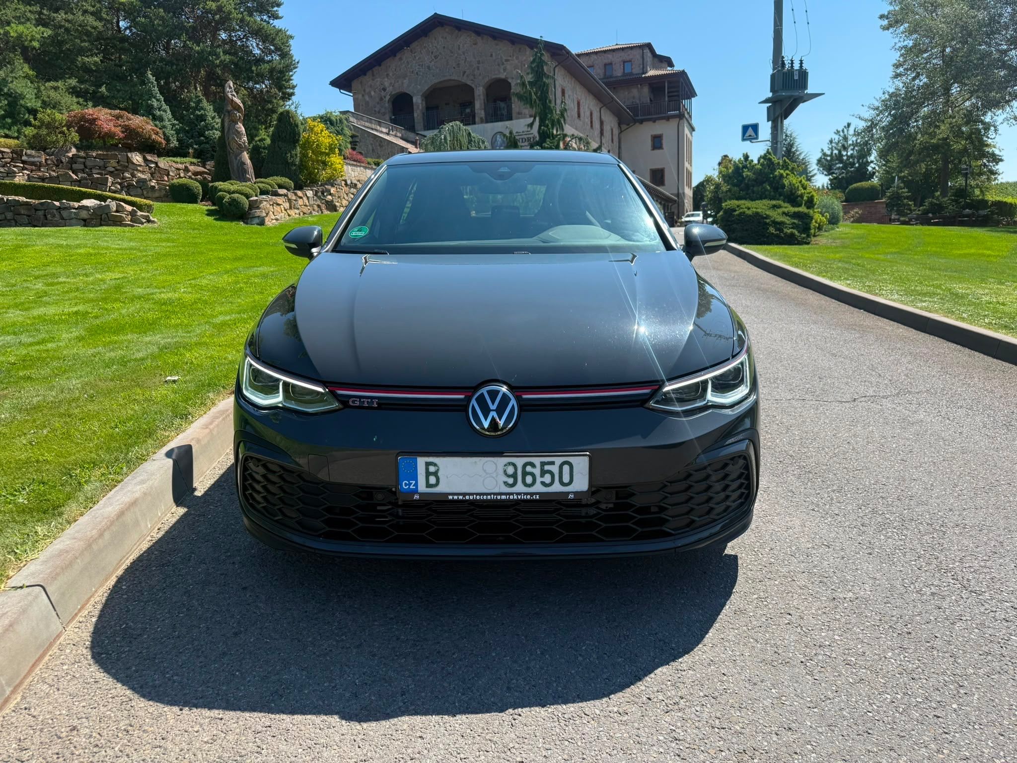 Volkswagen Golf, 2.0 GTI DSG TOP 180KW - fotka 3