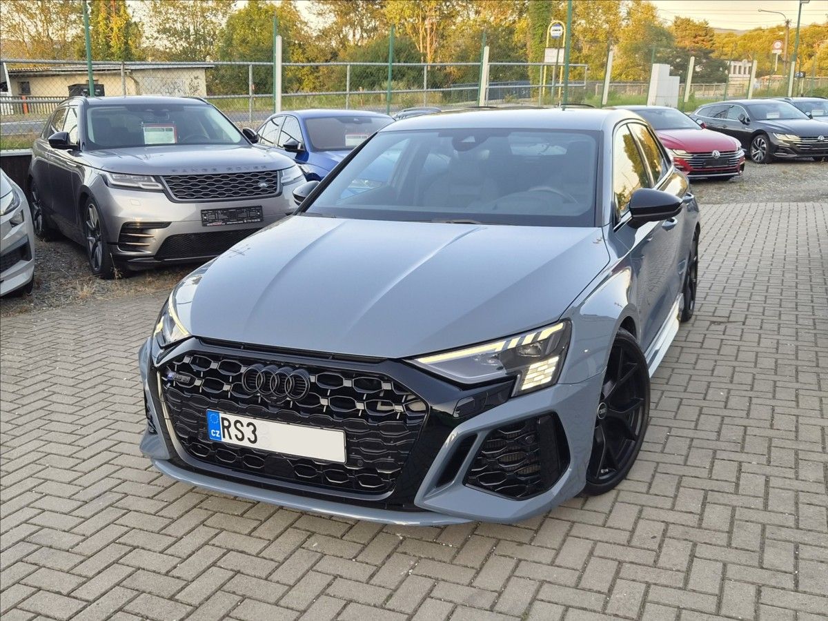 Audi RS3, 2,5 TFSi *DYNAMIC+*MATRIX*HUD*