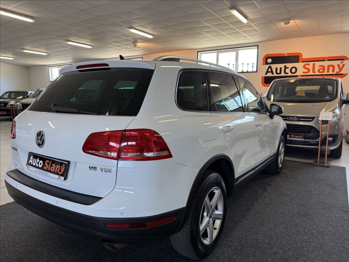 Volkswagen Touareg, 3,0 TDI kůže,tažné,po servisu! - fotka 6