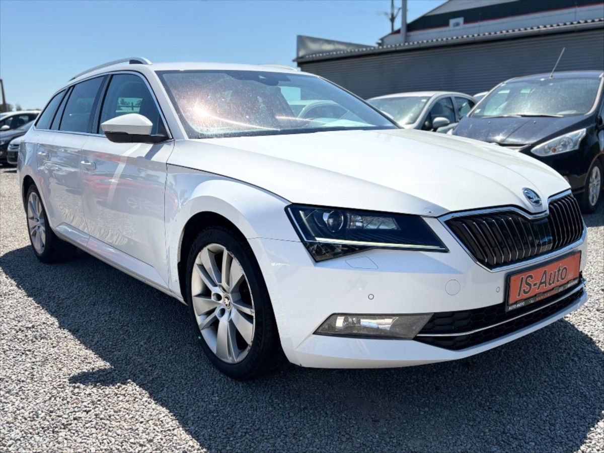 Škoda Superb, 2,0 TDi COMBI AUTOMAT - fotka 6