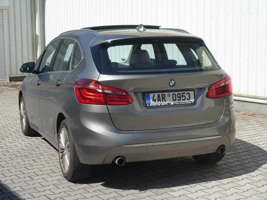 BMW Řada 2, 225i*X-DRIVE*ACTIVE*TOURER*CZ - fotka 2