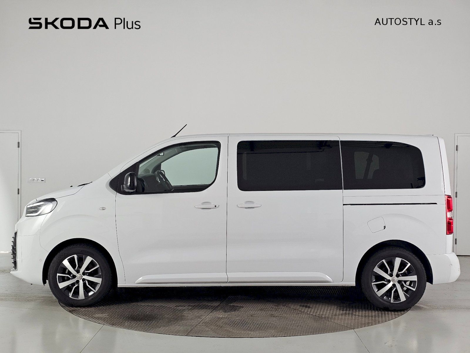 Toyota Proace Verso, 2.0D 106kW FAMILY WEBASTO 8S - fotka 3