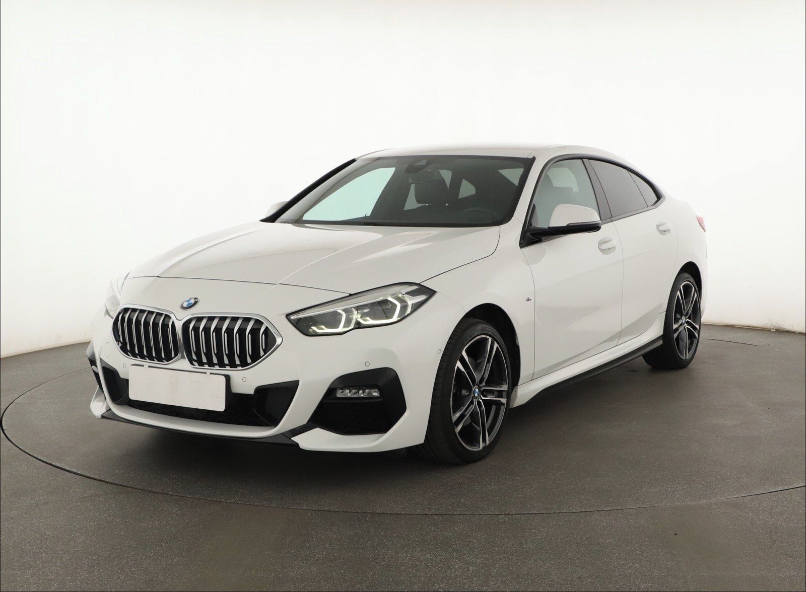 BMW Řada 2, 218d Gran Coupé, M Paket - fotka 2