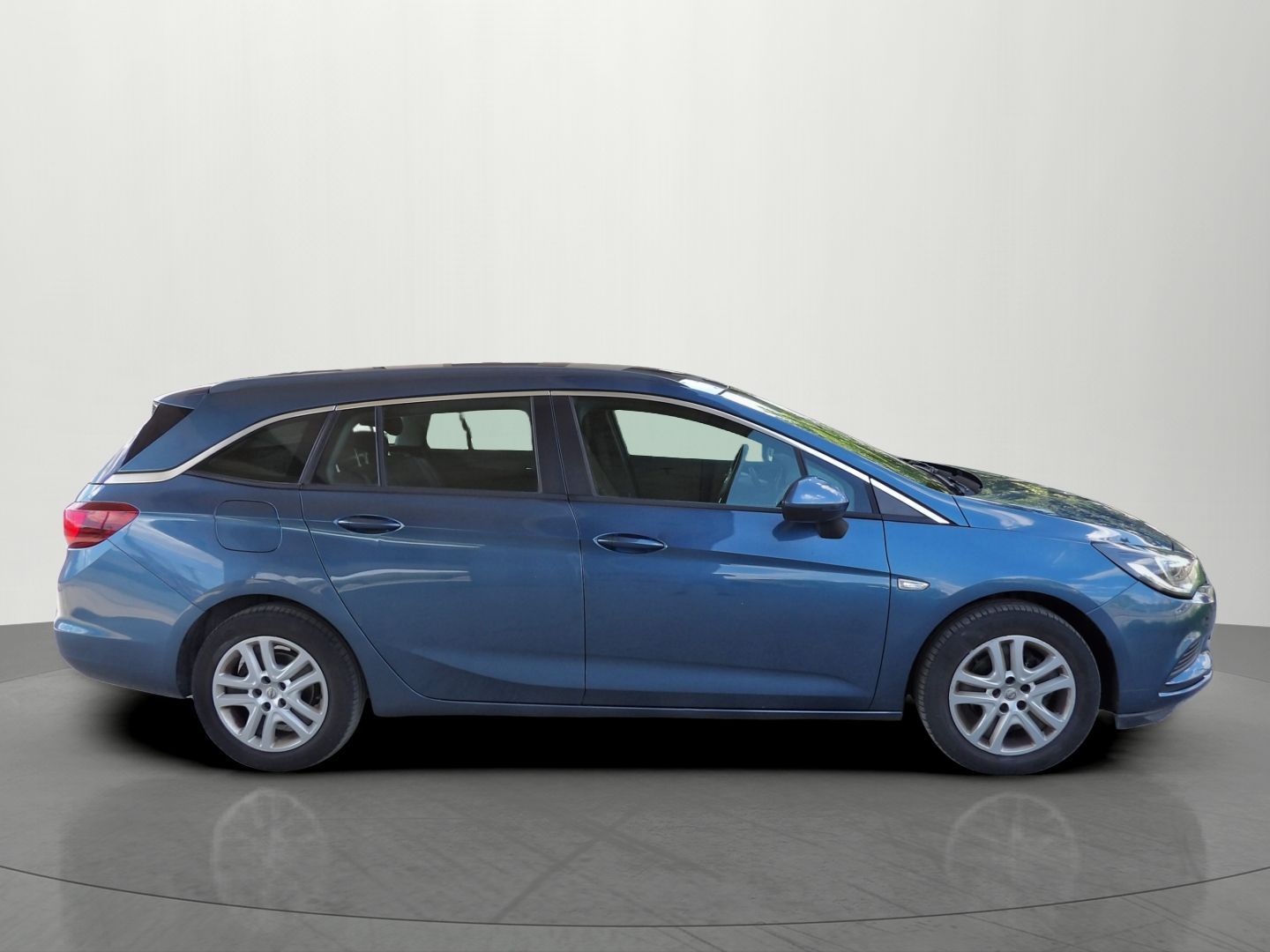 Opel Astra, 1.4 Turbo 92kW ST ČR 1maj. - fotka 5