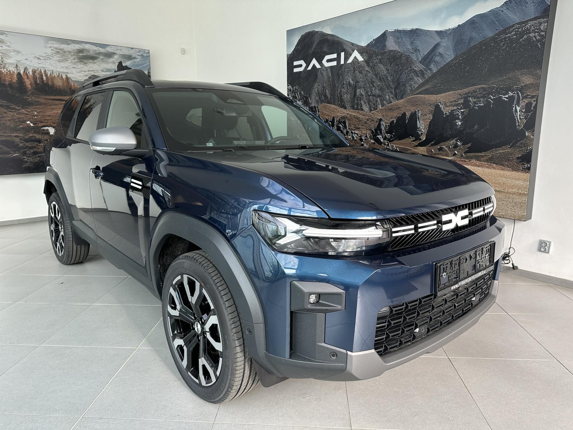 Dacia Bigster, Journey HYBRID 155 LETNÍ SLEVA - fotka 3