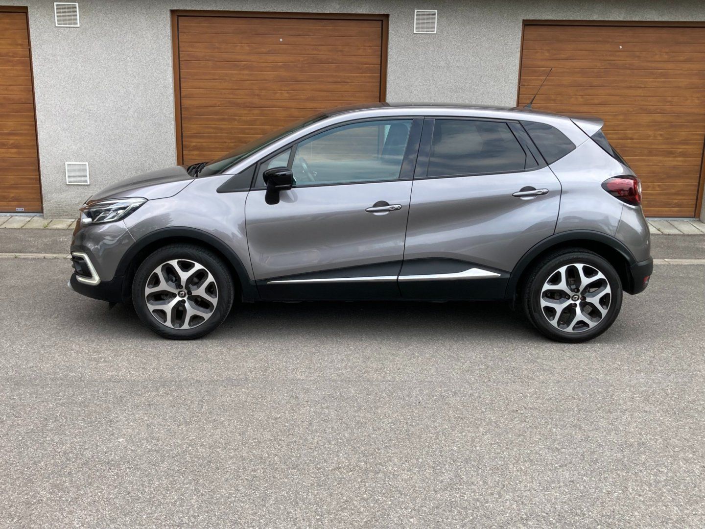 Renault Captur, 0,9 66kW led,digi klima,keyles - fotka 5