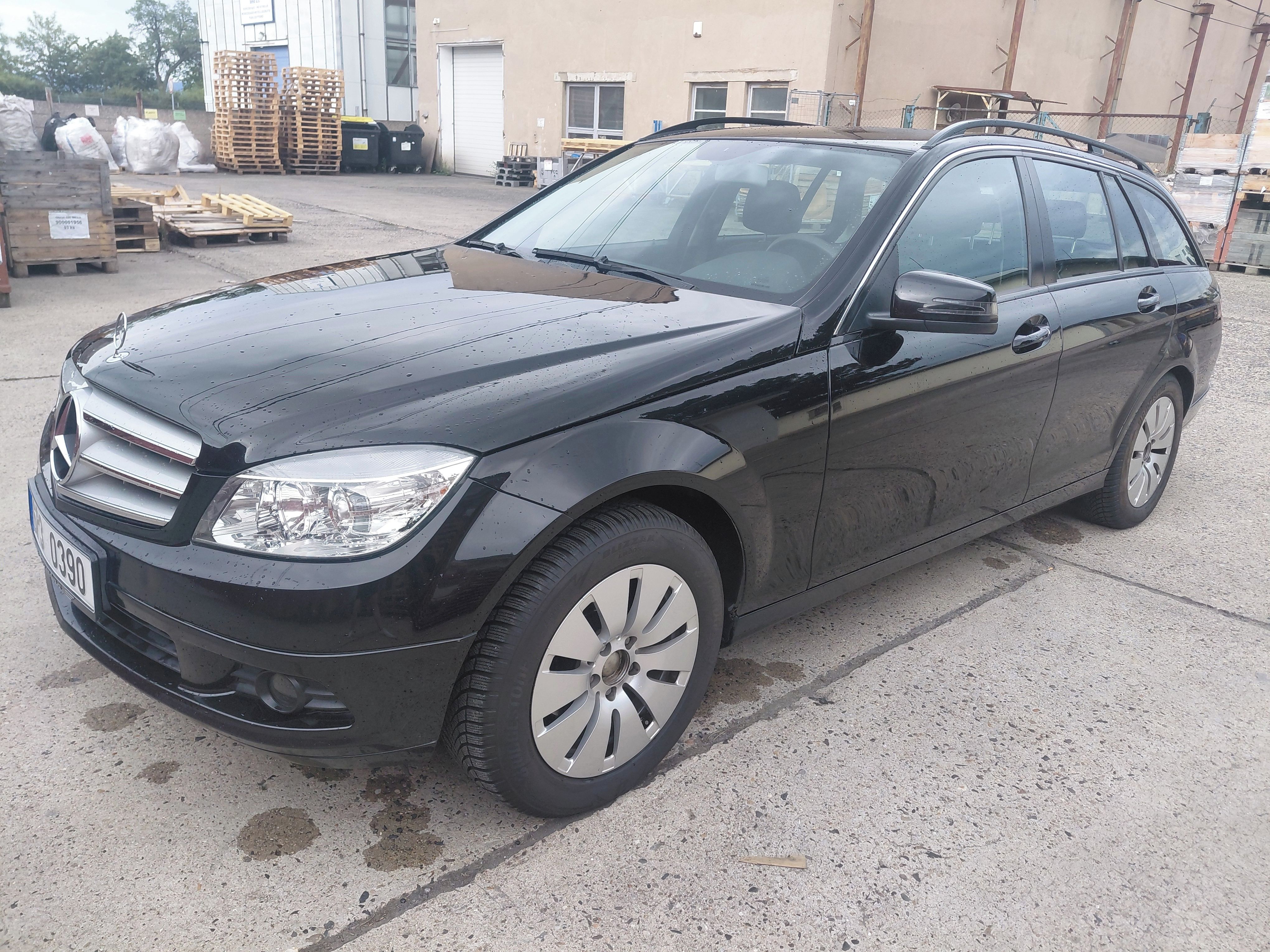 Mercedes-Benz Třídy C, C 200 CDI kombi  W204 100 kW - fotka 3