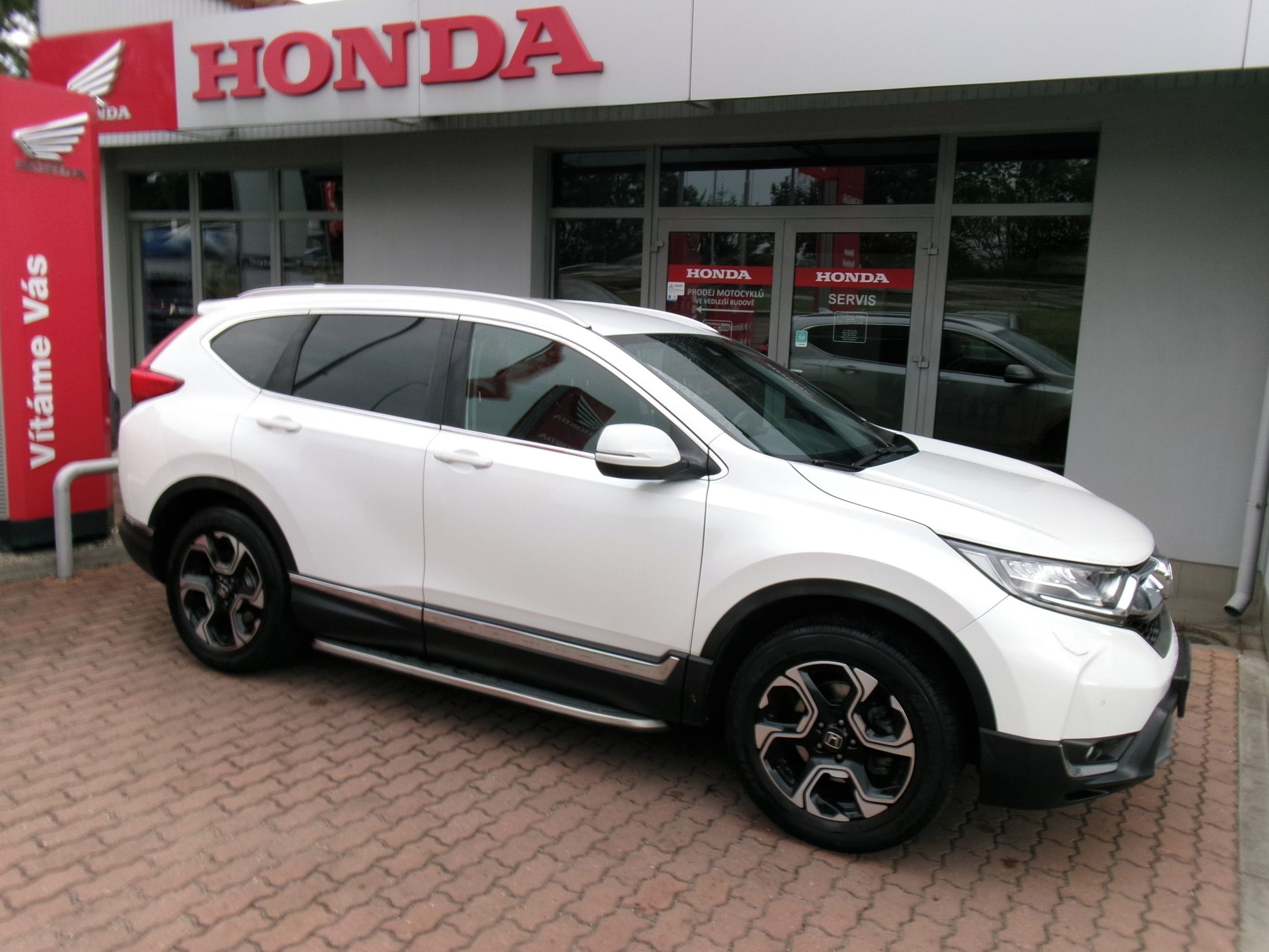 Honda CR-V, 172PS MT 4x4 ELEGANCE, ČR, 1.M - fotka 3