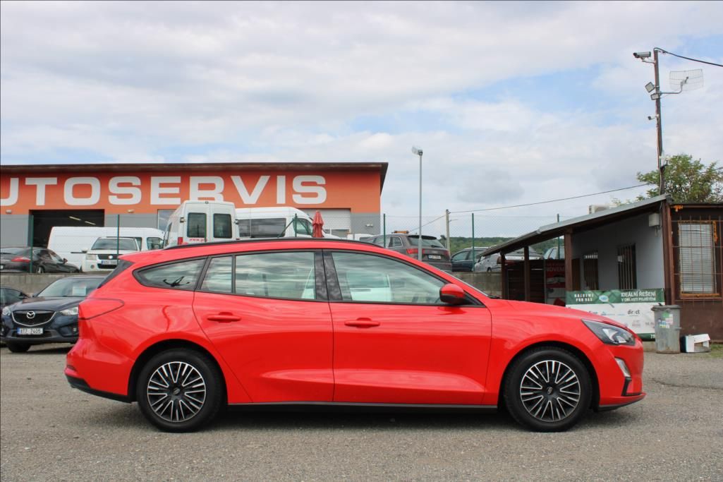 Ford Focus, 1,5 TDCi  SERVISKA, ČR - fotka 4