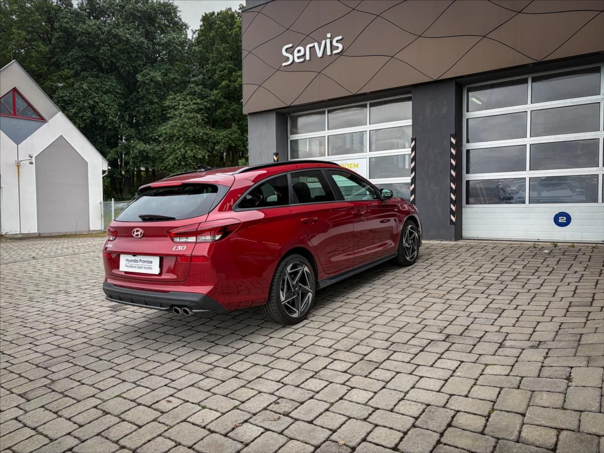 Hyundai i30, 1,5   GO Czech N LINE! - fotka 2