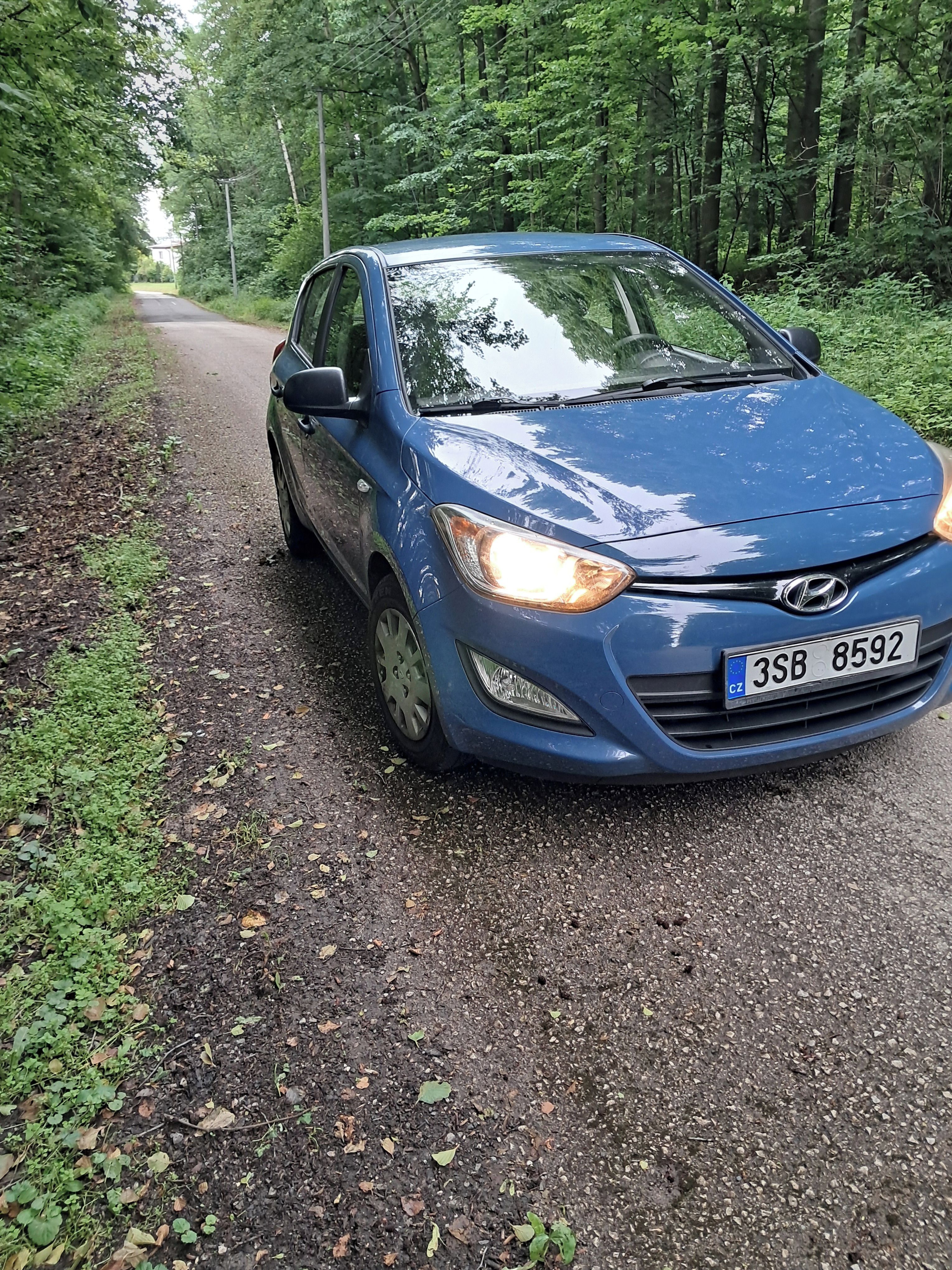 Hyundai i20, 1.2 benzin - fotka 2
