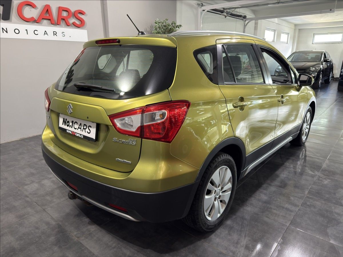 Suzuki SX4 S-Cross, 1,6   VVTi 4X4 KEY-LESS VÝHŘEV - fotka 5