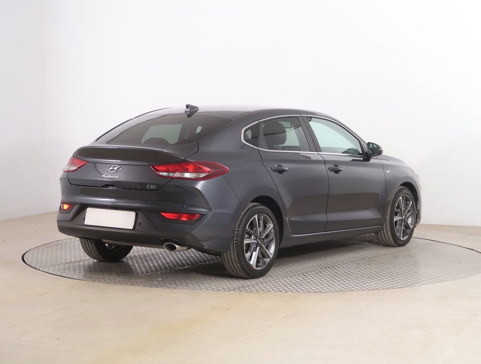 Hyundai i30, 1.5 T-GDI MHEV, Family - fotka 5