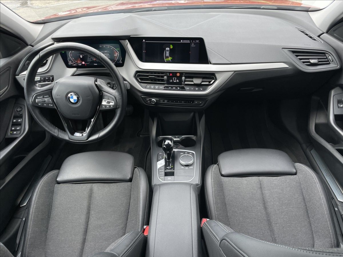 BMW Řada 1, 2,0 118d A8 LED+PDC+ACC - fotka 6