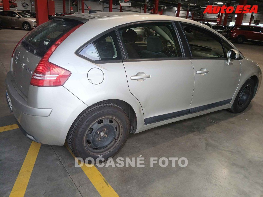 Citroën C4, 1.4 - fotka 2